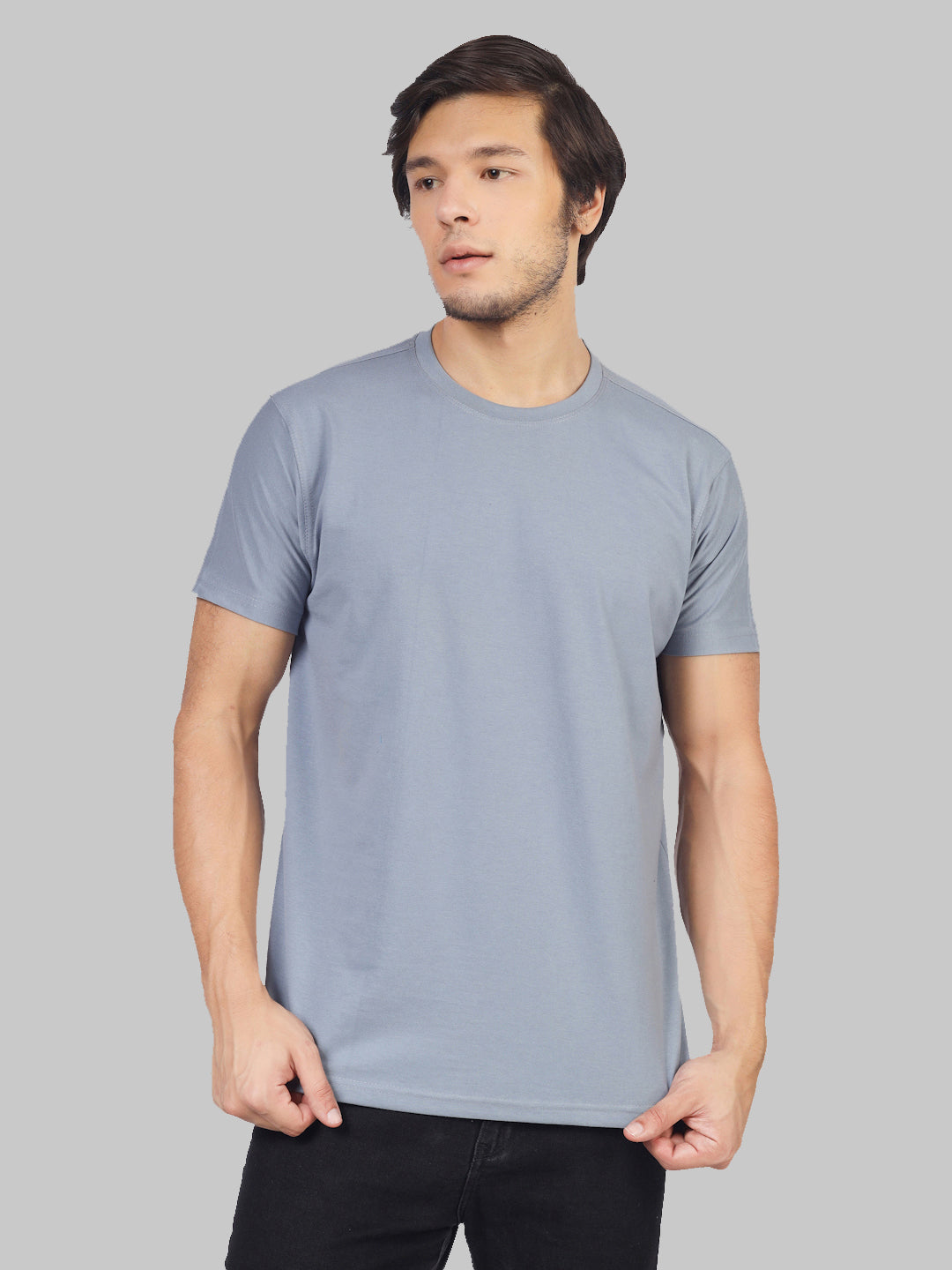 Round neck t-shirts