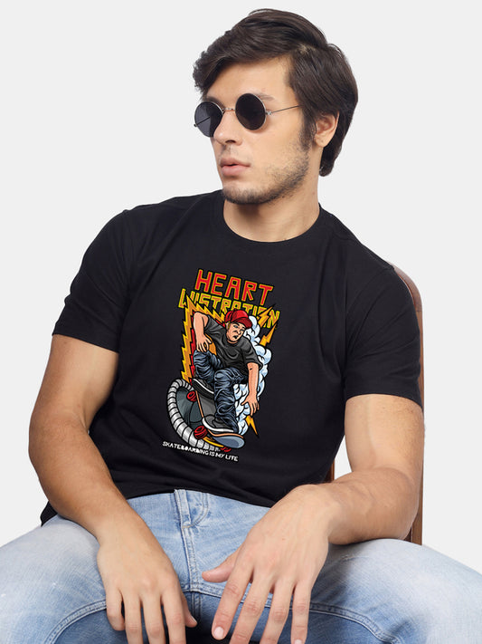 Fifth view of the 'Feel the Beat' tee
