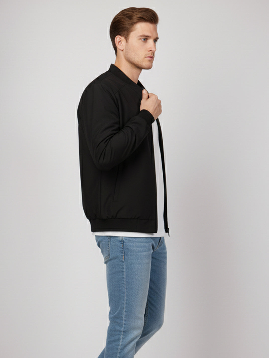 Velora - Power. Protection. Poise